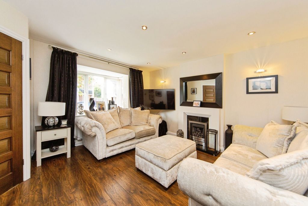 Property photo 2 of 24 Pbox-Img.Jpg