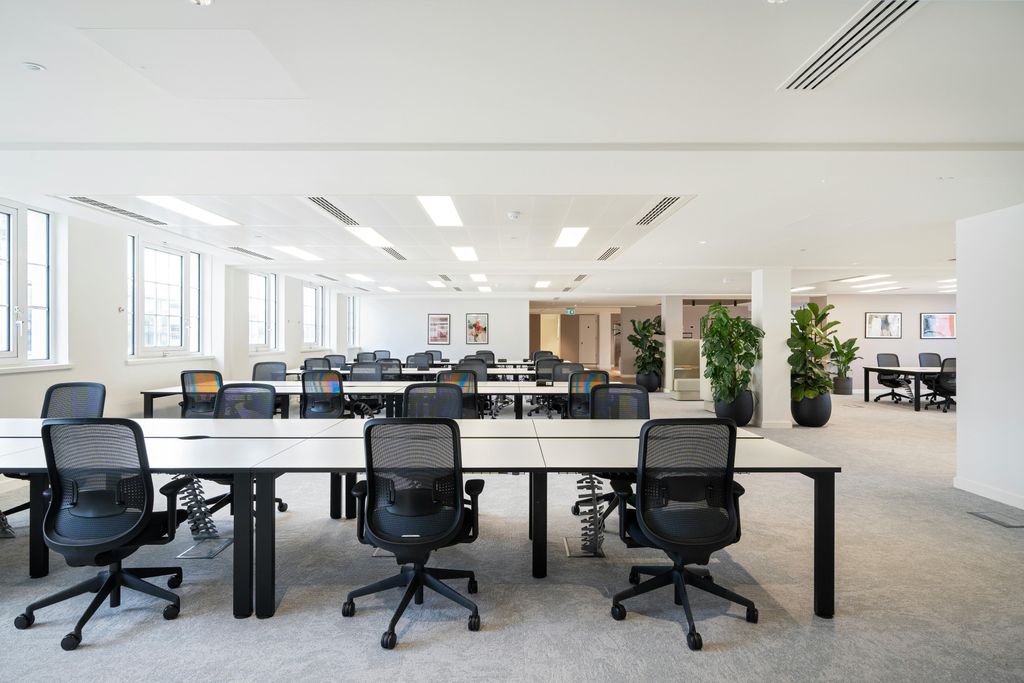 Property photo 2 of 39 Charlesho6Thflr15.Jpg