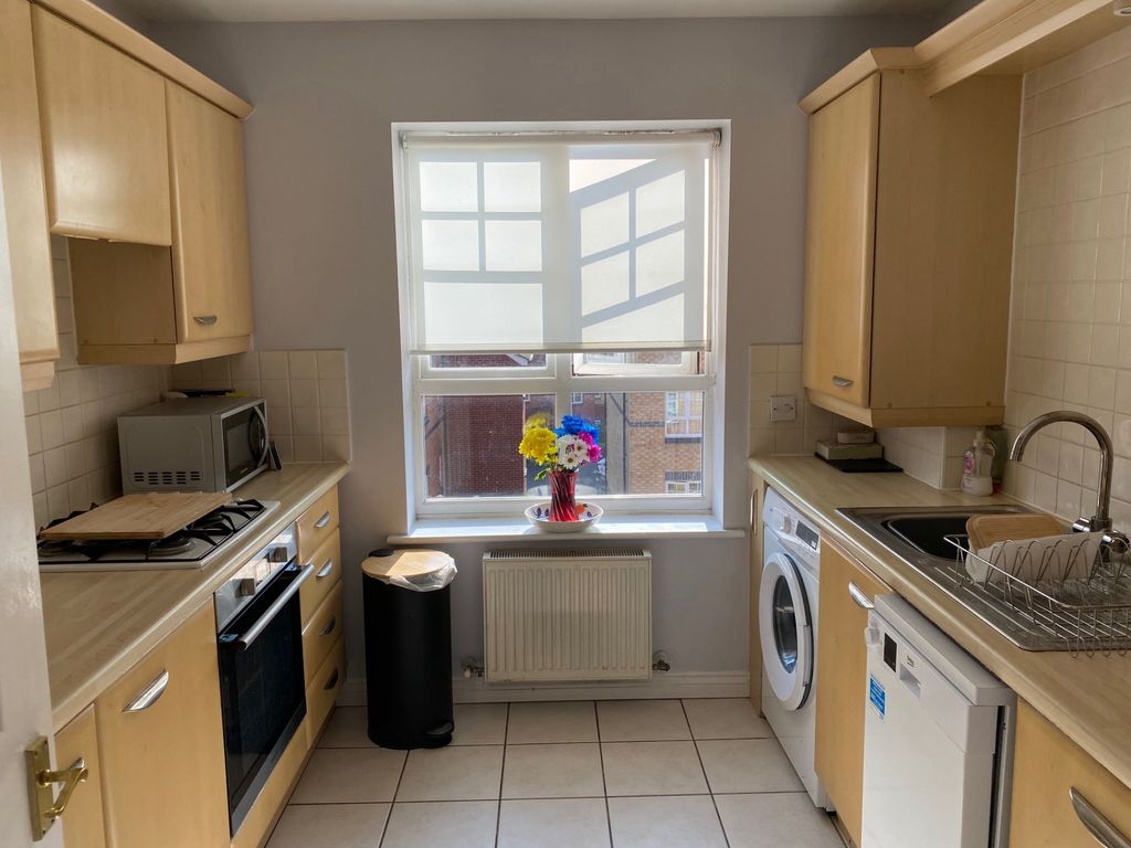Property photo 3 of 11 Photo 7