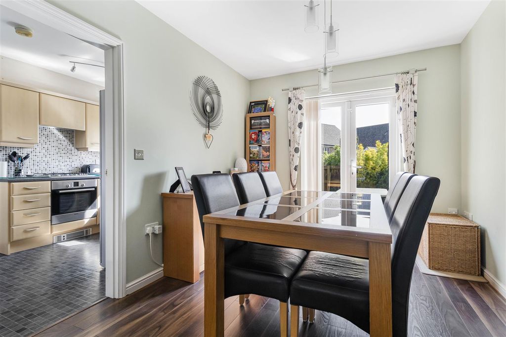 Property photo 3 of 21 21_79903.Jpg