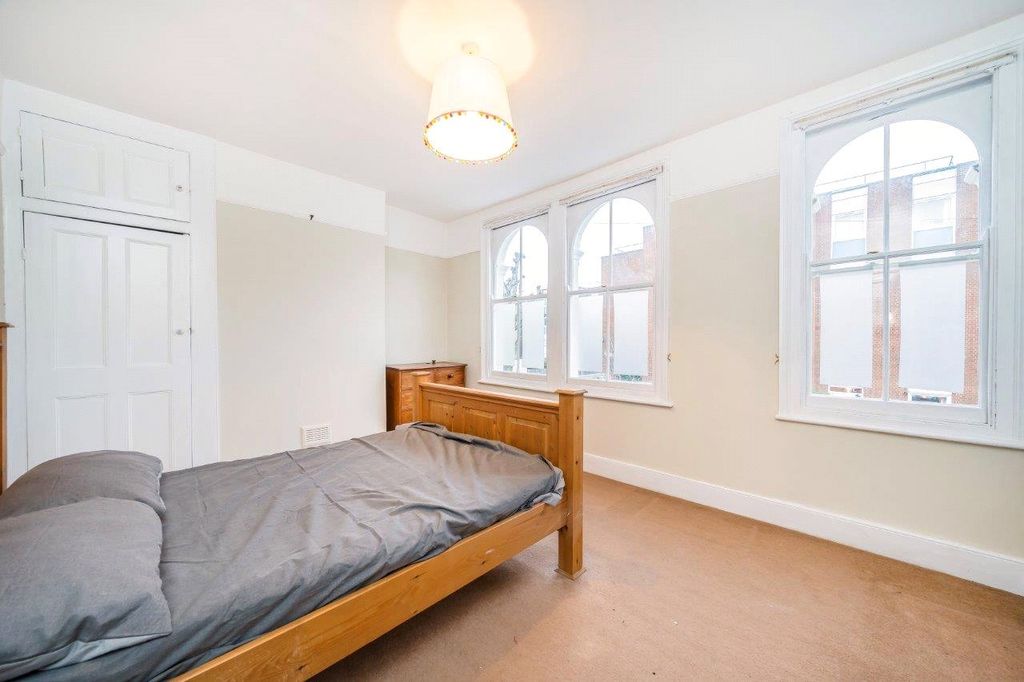 Property photo 3 of 8 Bedroom One