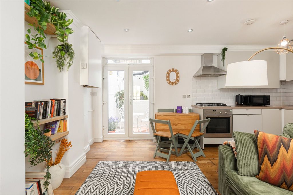 Property photo 1 of 16 Reception Room
