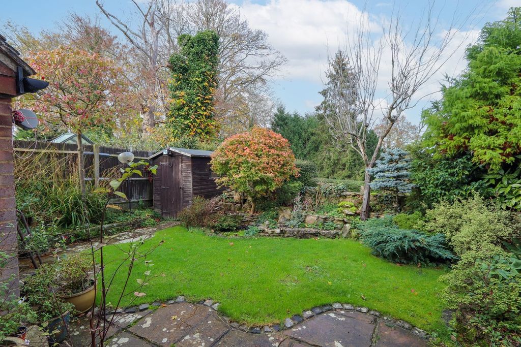 Property photo 2 of 20