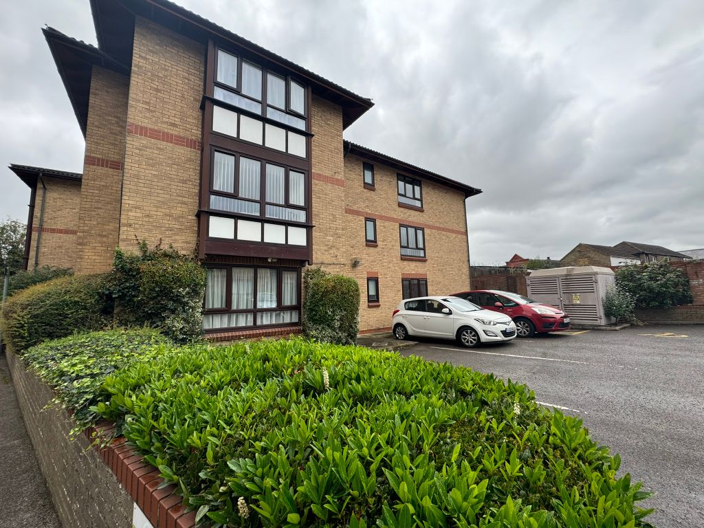 Property photo 1 of 13 Img_8864