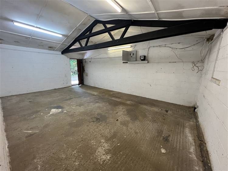 Property photo 3 of 4