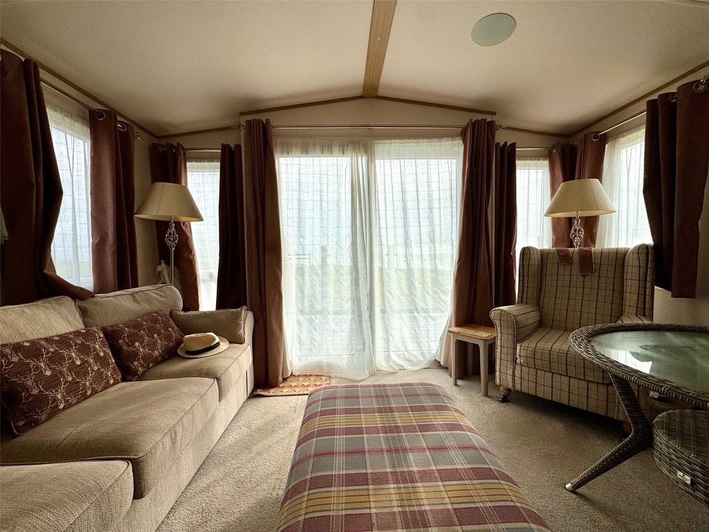 Property photo 2 of 8 Picture No. 02