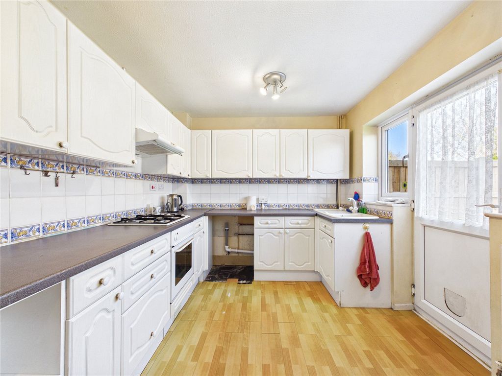 Property photo 2 of 12 Picture No. 04