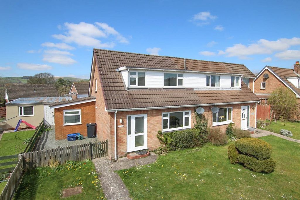 Property photo 1 of 21