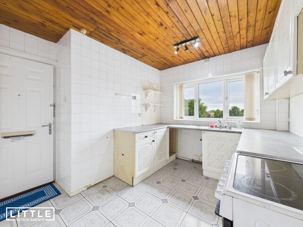 Property photo 2 of 11 Photo 1