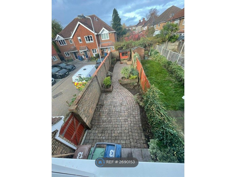 Property photo 3 of 8