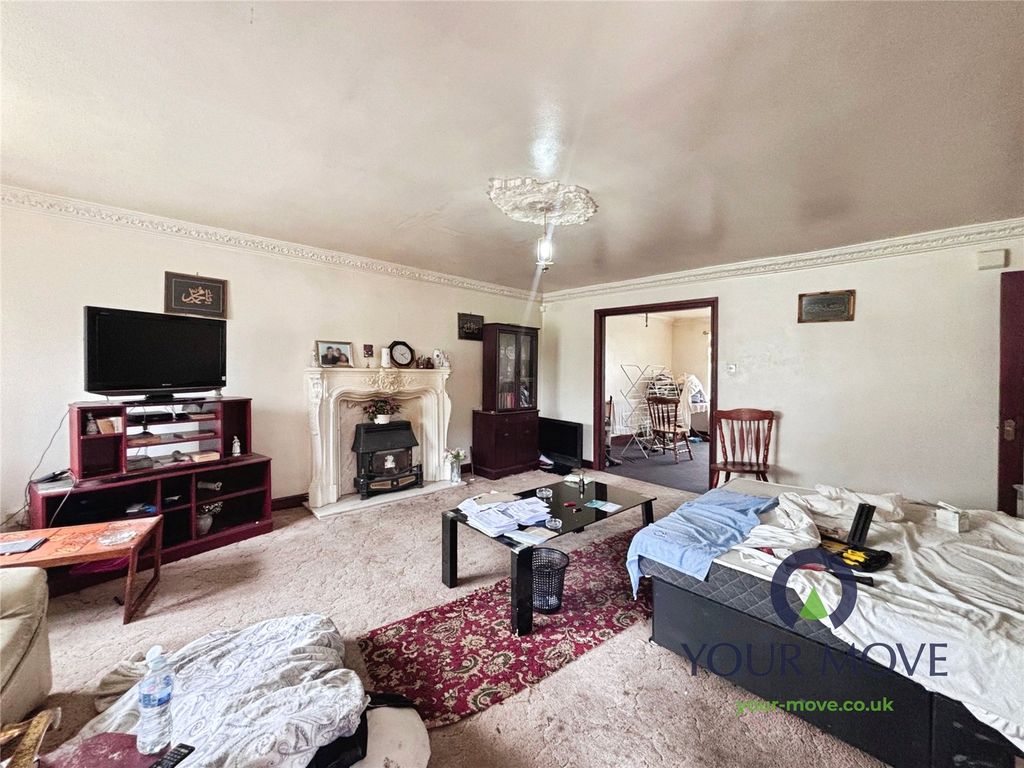 Property photo 3 of 13 Picture No. 11