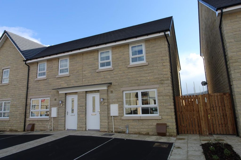 Property photo 1 of 17 0 General