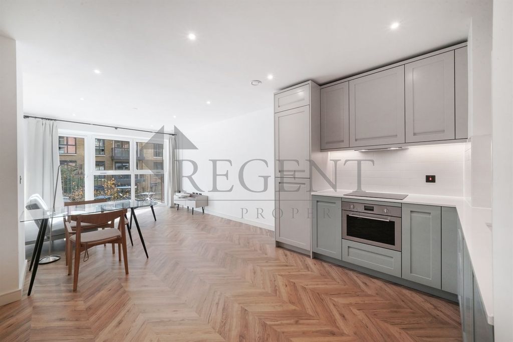 Property photo 1 of 16 Open Plan