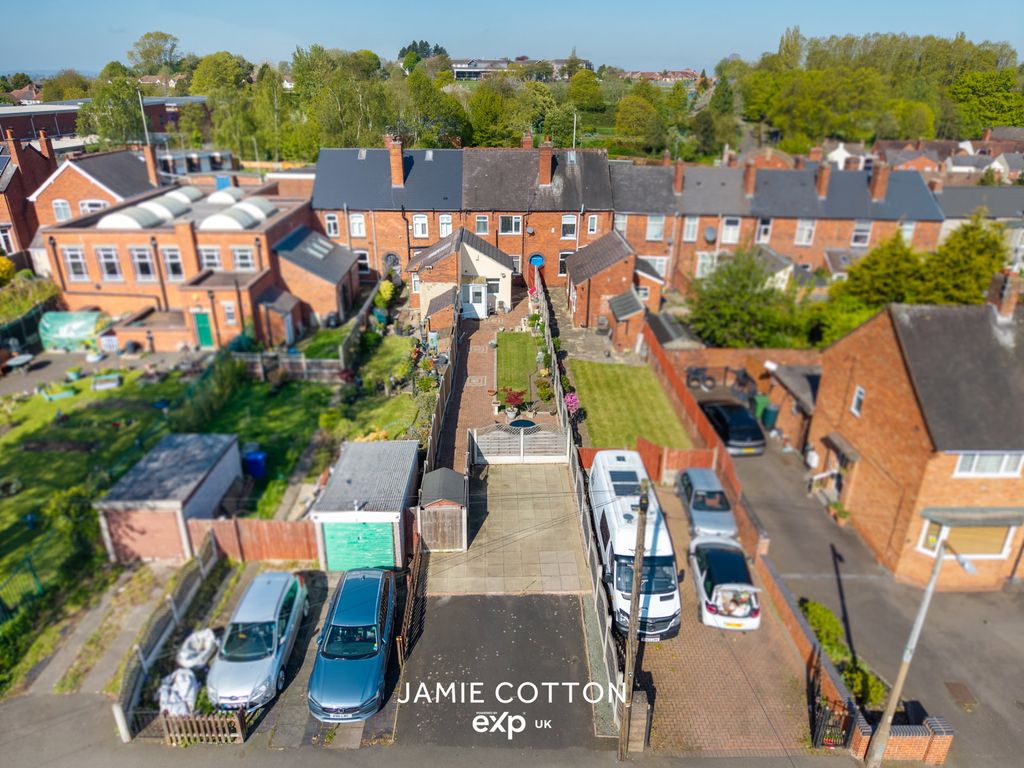 Property photo 2 of 24