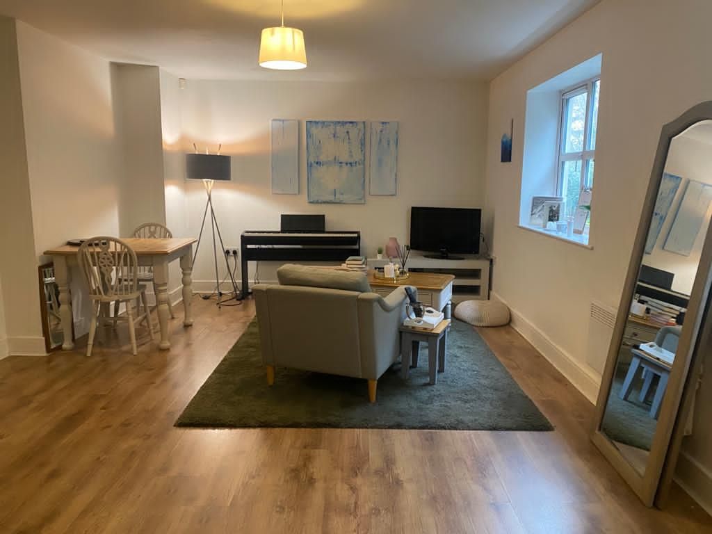 Property photo 3 of 7