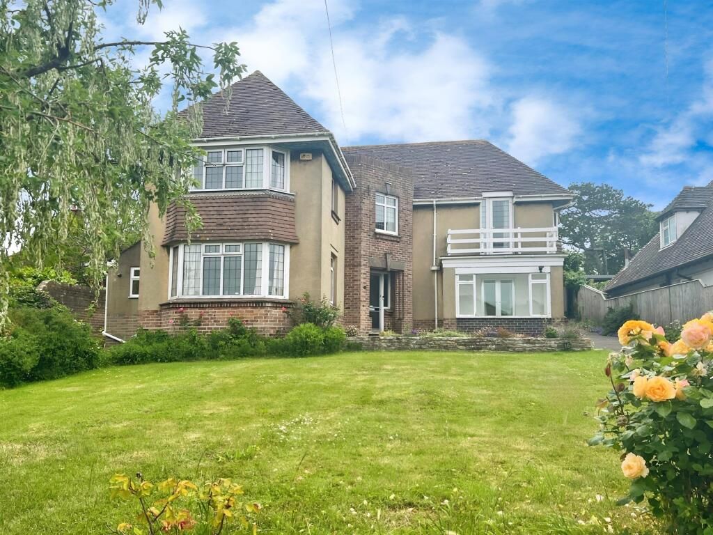 Property photo 1 of 15