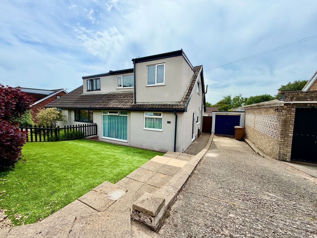 Property photo 1 of 30