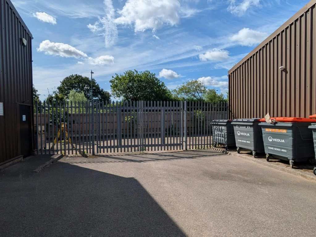 Property photo 2 of 4 Outdoor Storage.Jpg