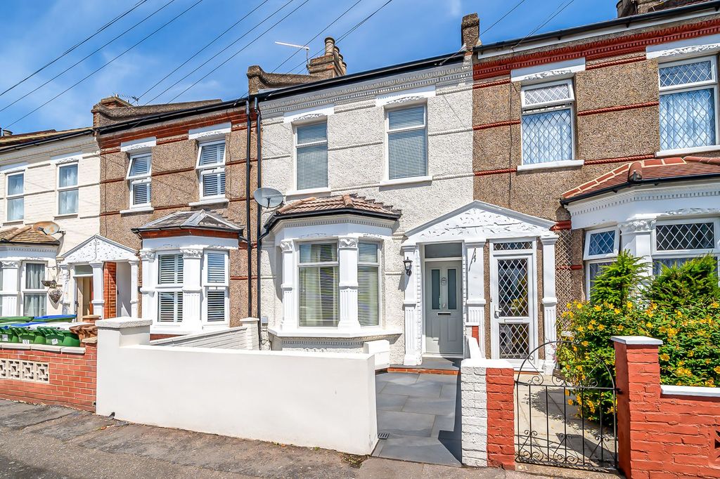 Property photo 1 of 19