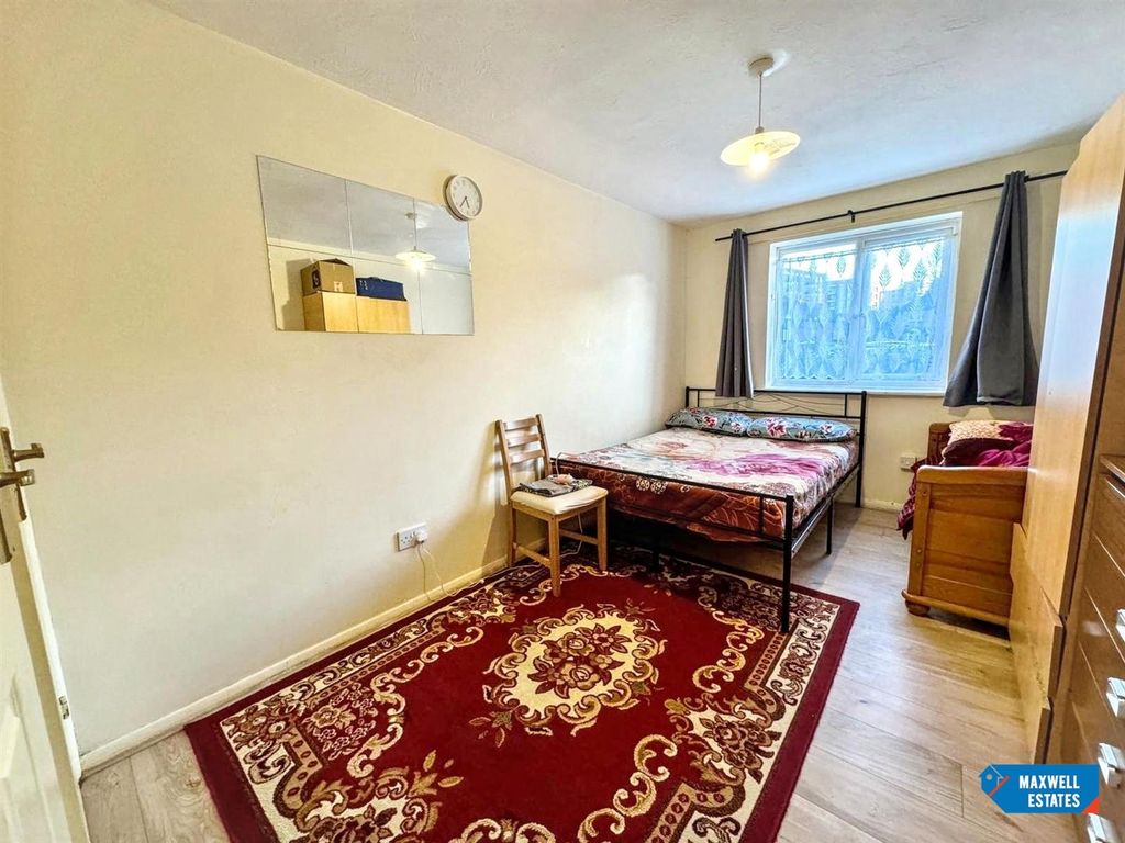 Property photo 2 of 10 2