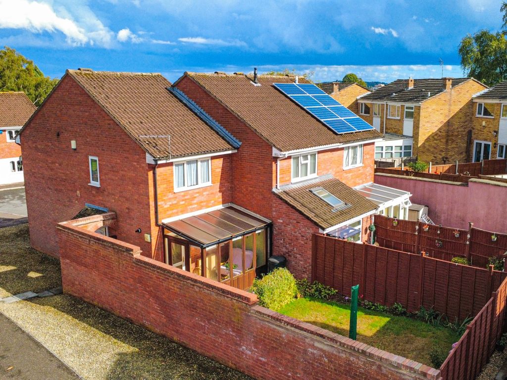 Property photo 2 of 19 4497884