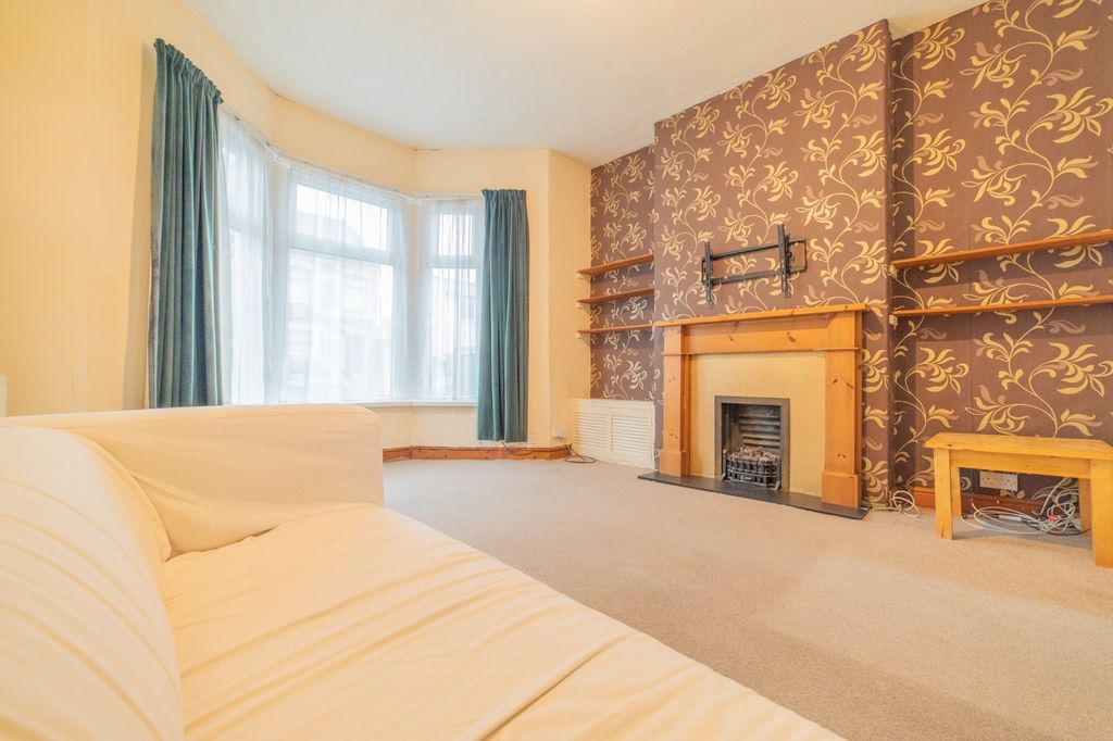 Property photo 2 of 20 Call 02920 454555 To Secure Your Viewing_2