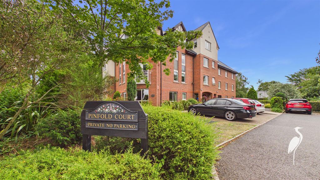 Property photo 2 of 33