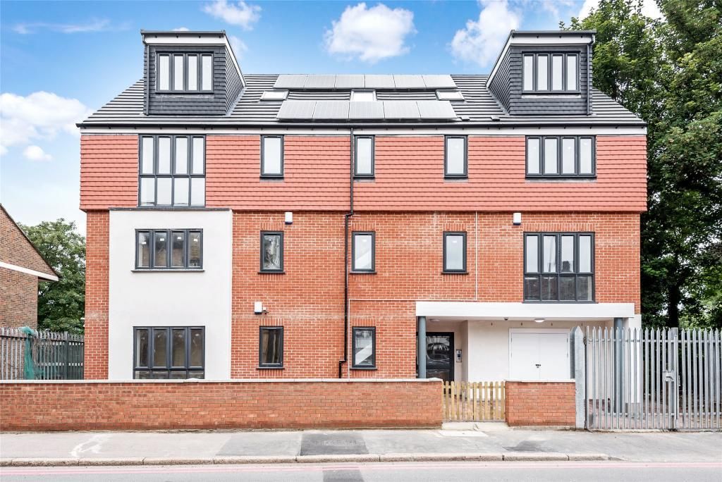 Property photo 1 of 11 1 Bedroom Flat For Rent In Croydon