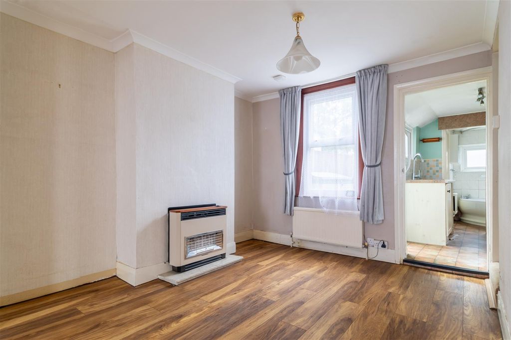 Property photo 3 of 11 _F3A2051-Hdr.Jpg