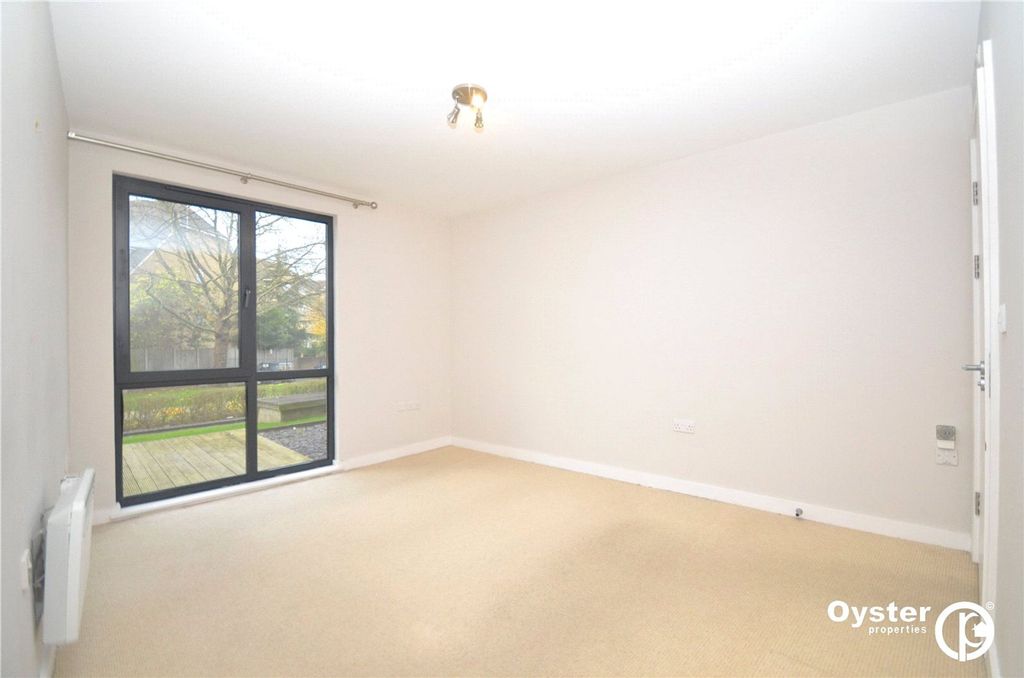 Property photo 3 of 8 Bedroom 2