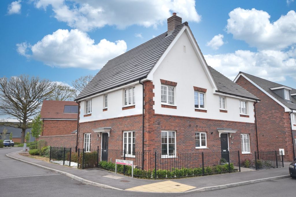 Property photo 1 of 16 Picture No. 13