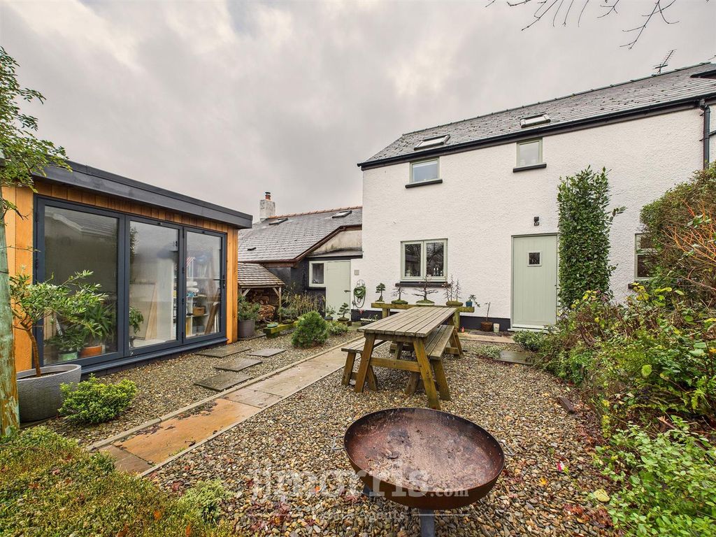 Property photo 3 of 26