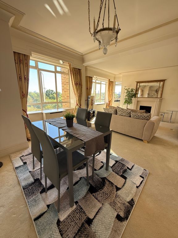 Property photo 3 of 27 Reception/Dining