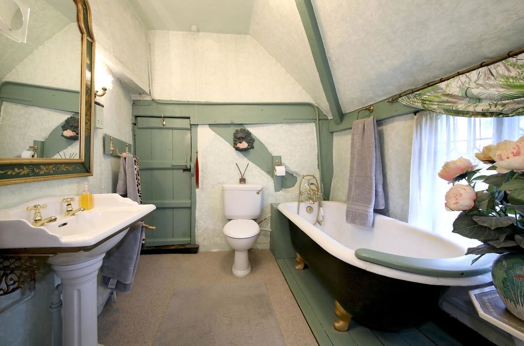 Additional image 10 of 4 bed detached house for saleMoss Lane, Pinner Village HA5