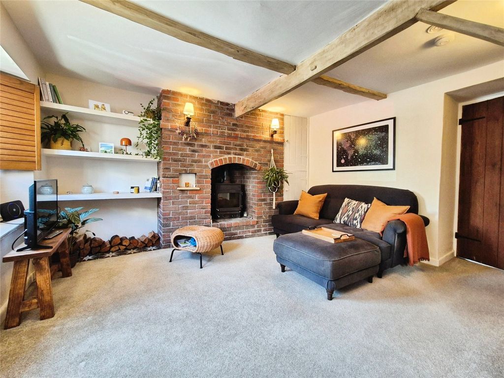 Property photo 2 of 16 Picture No. 18