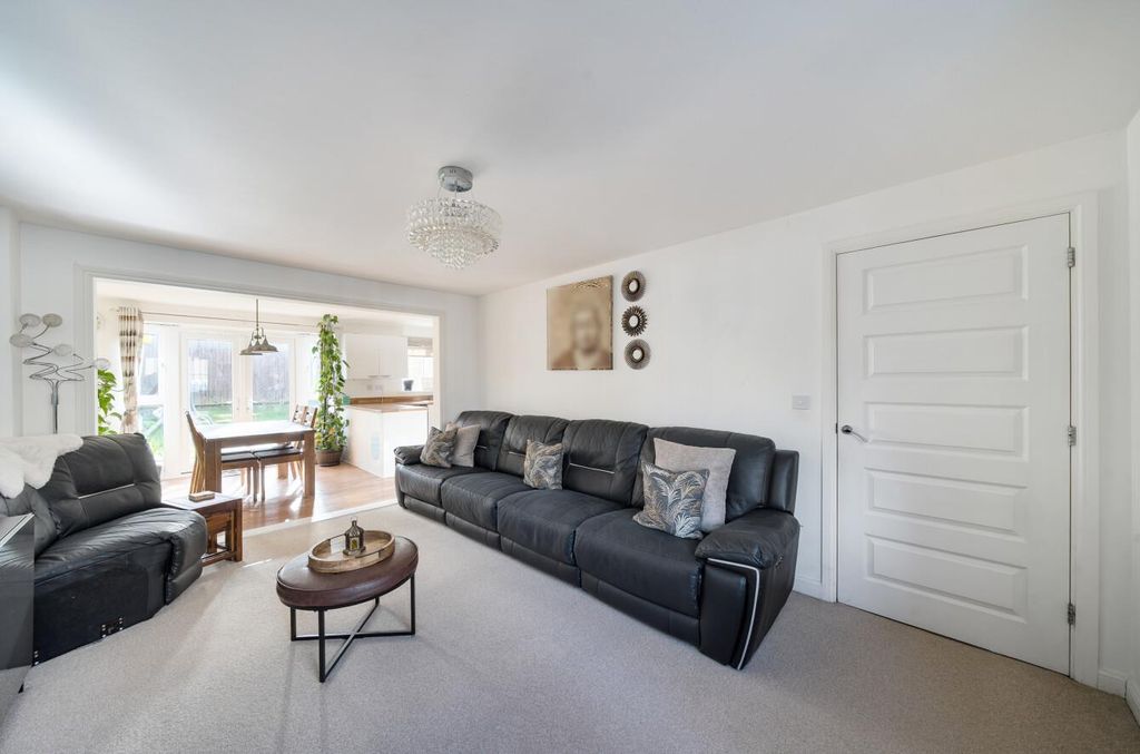 Property photo 1 of 21 1361618-14-68Ff6Ddd62d84.Jpg