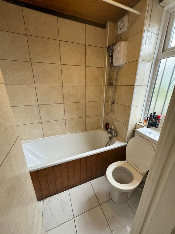Property photo 3 of 4