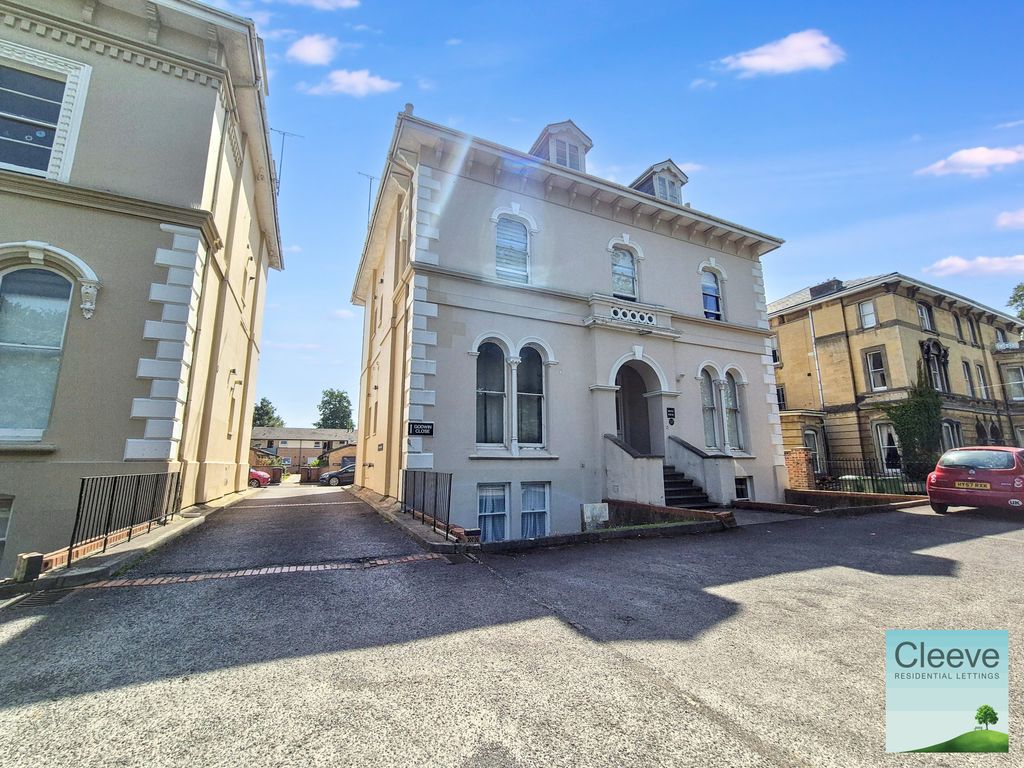 Property photo 1 of 10 1000106457