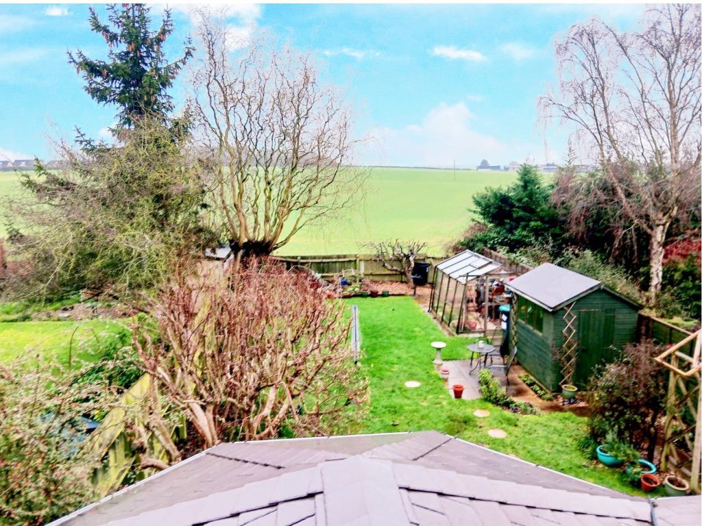 Property photo 2 of 3