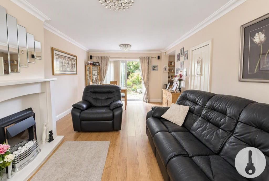 Property photo 2 of 19