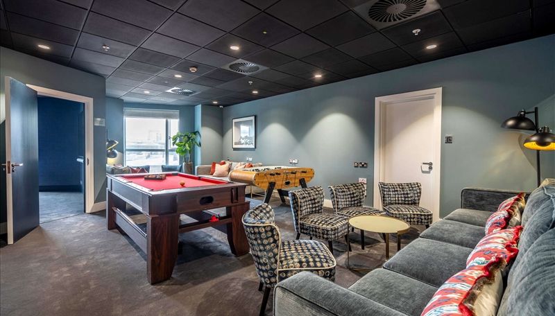 Property photo 3 of 9