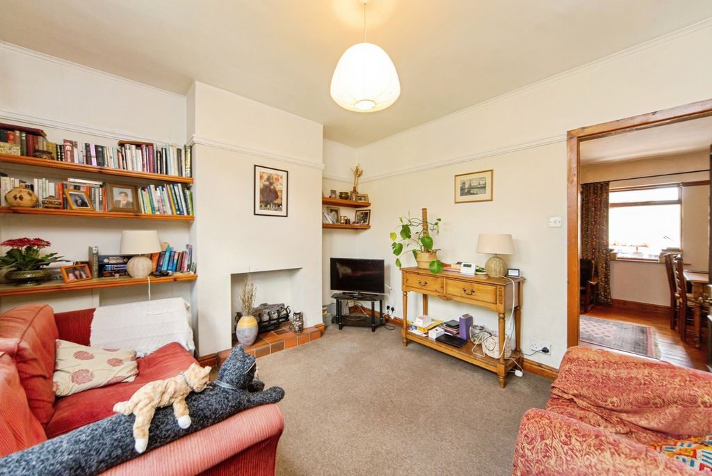 Property photo 2 of 16 Pbox-Img.Jpg
