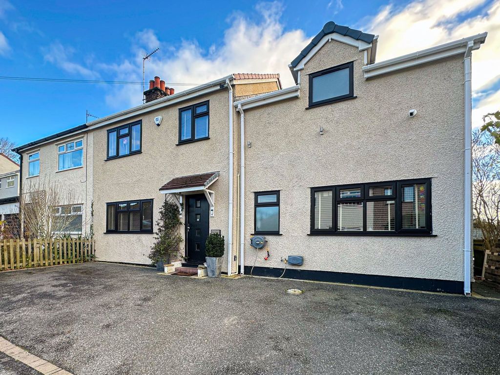 Property photo 1 of 36