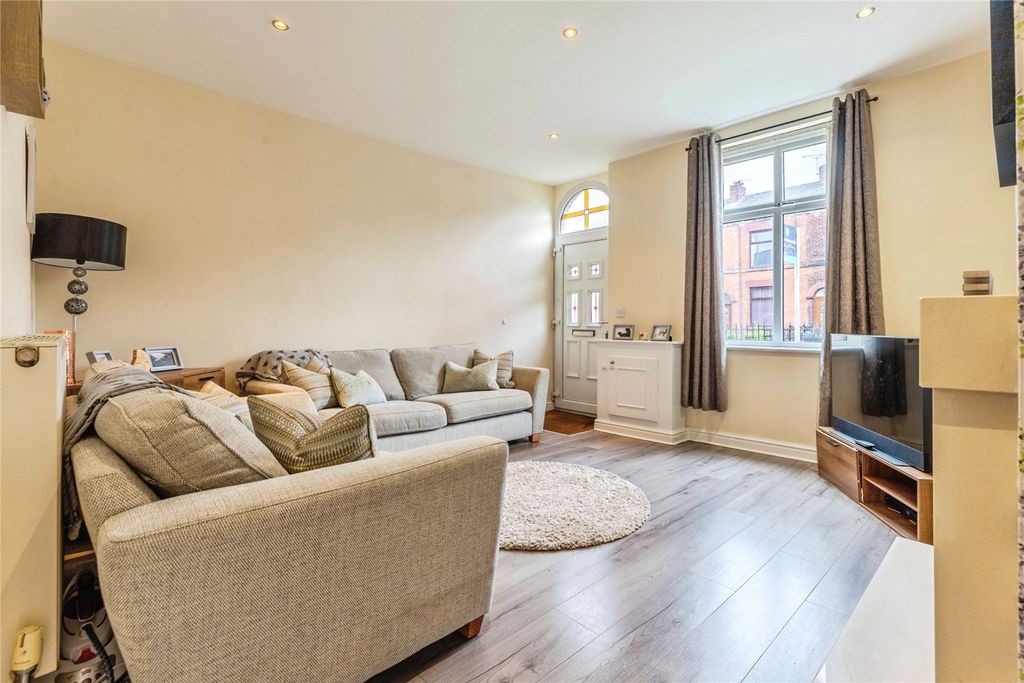 Property photo 1 of 16 Picture No. 23