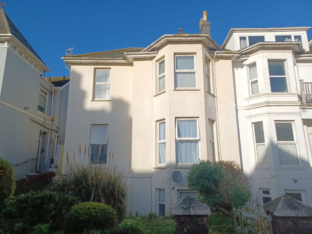 Property photo 1 of 4