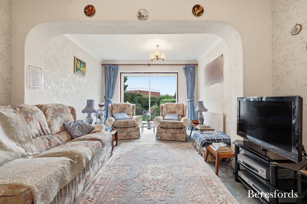 Property photo 2 of 24 Picture No. 02