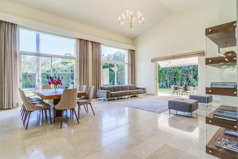 Property photo 3 of 41