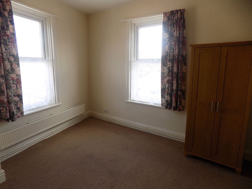 Property photo 3 of 5 Bedroom