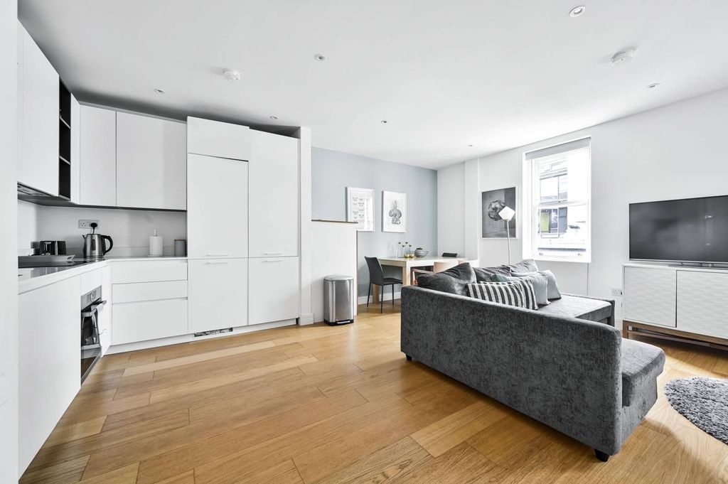 Property photo 1 of 5