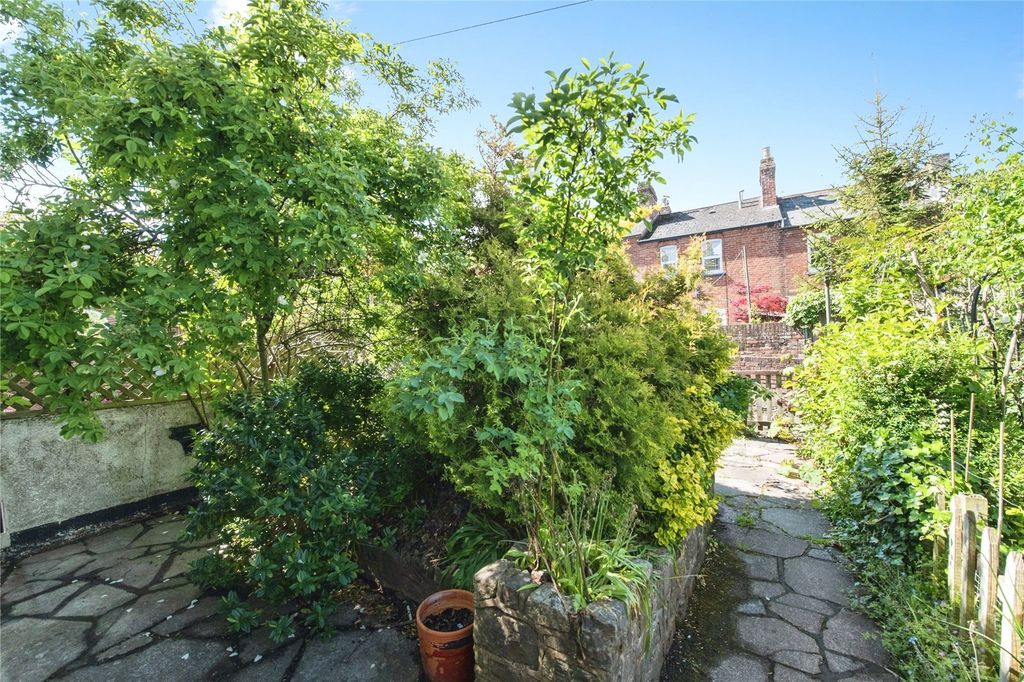 Property photo 3 of 19 Picture No. 25